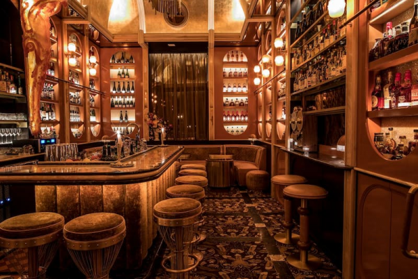 chi phí mở quán bar