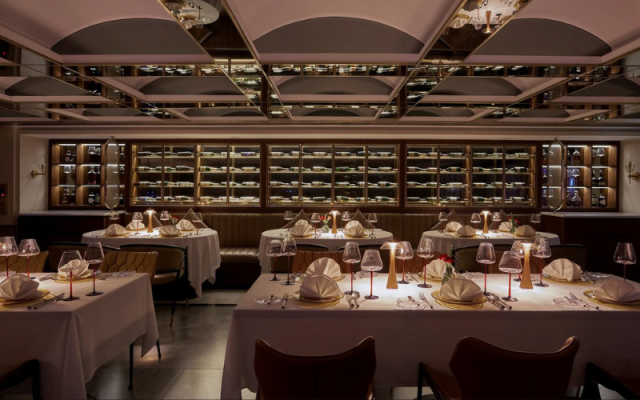 Cloud Nine Restaurant Sai Gon - Nhà Hàng Fine Dining Đẳng Cấp Quốc Tế