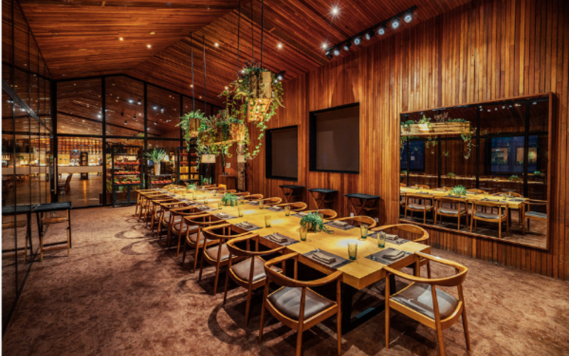 Ussina Aging Beef & Bar - Nhà Hàng Fine Dining Cao Nhất Đông Nam Á